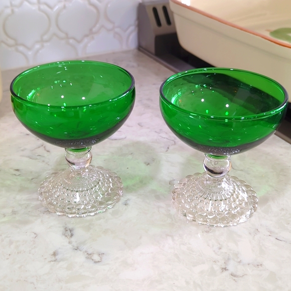 Anchor Hocking Green Bubble Glassware (2) - Picture 1 of 4